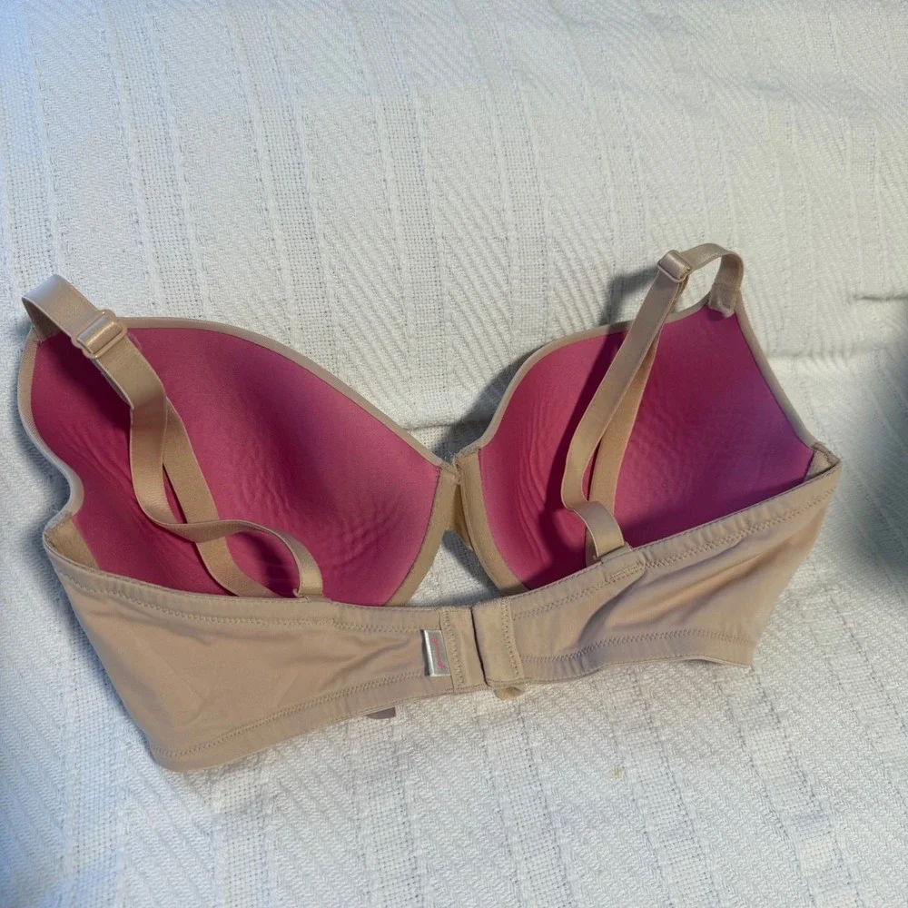 Victoria's Secret Pink‎ Lightly Lined Wear Everywhere T shirt bra nude tan 34DD